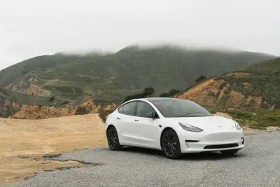Tesla Model 3 Elektroauto - E-Auto Beratung